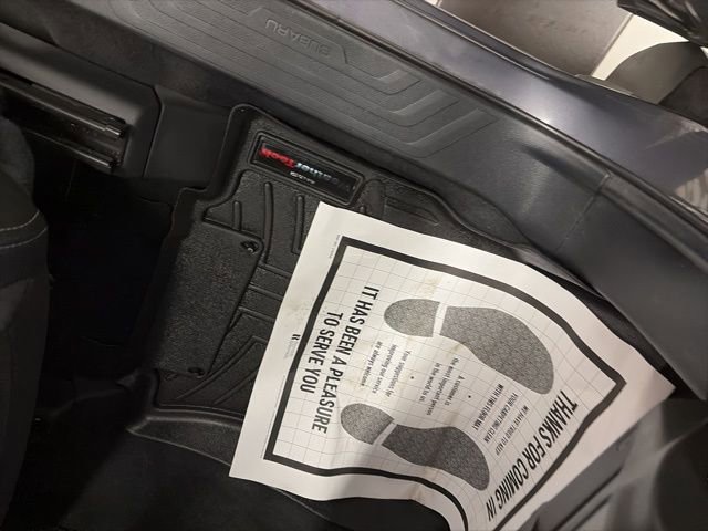 Used 2023 Subaru Ascent Premium w/ Convenience Package image 20