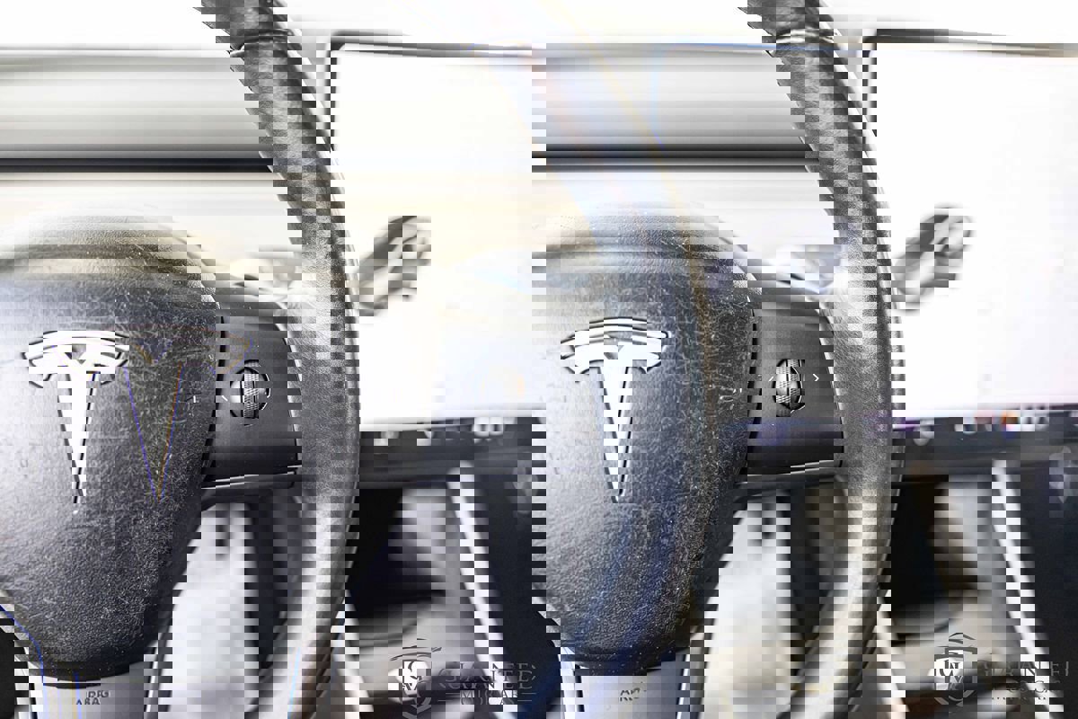 Used 2018 Tesla Model 3 Long Range image 22