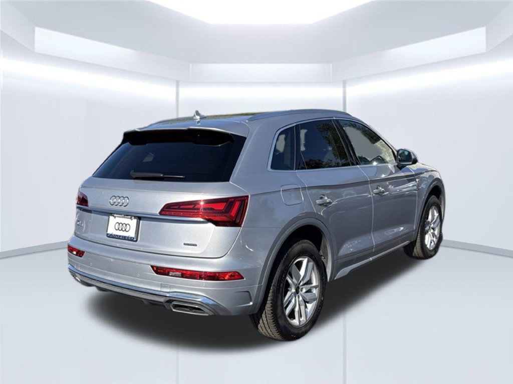 Certified 2024 Audi Q5 2.0T Premium w/ Convenience Package AWD/4WD image 8