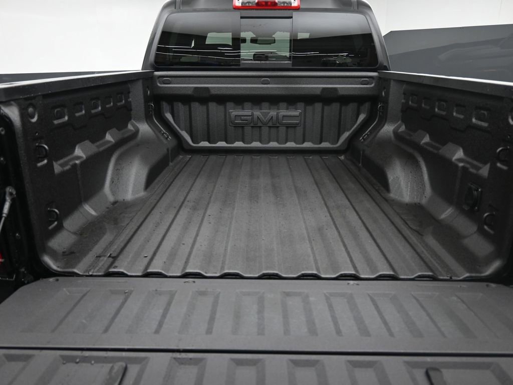 New 2025 GMC Canyon Denali w/ LPO, Denali Black Edition image 10