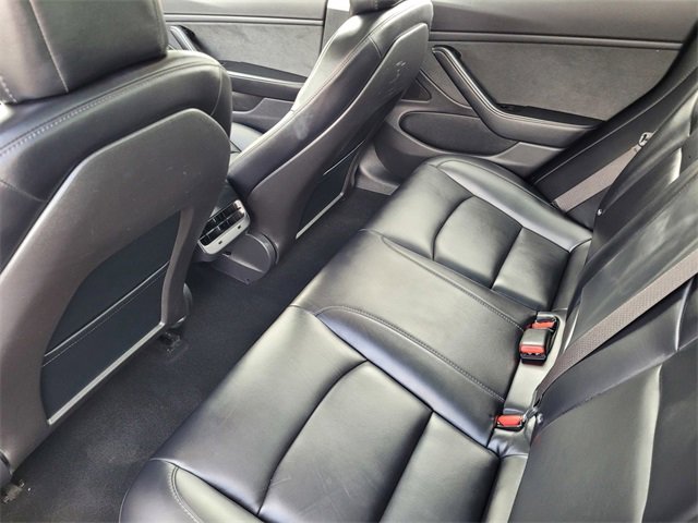 Used 2018 Tesla Model 3 Long Range image 9