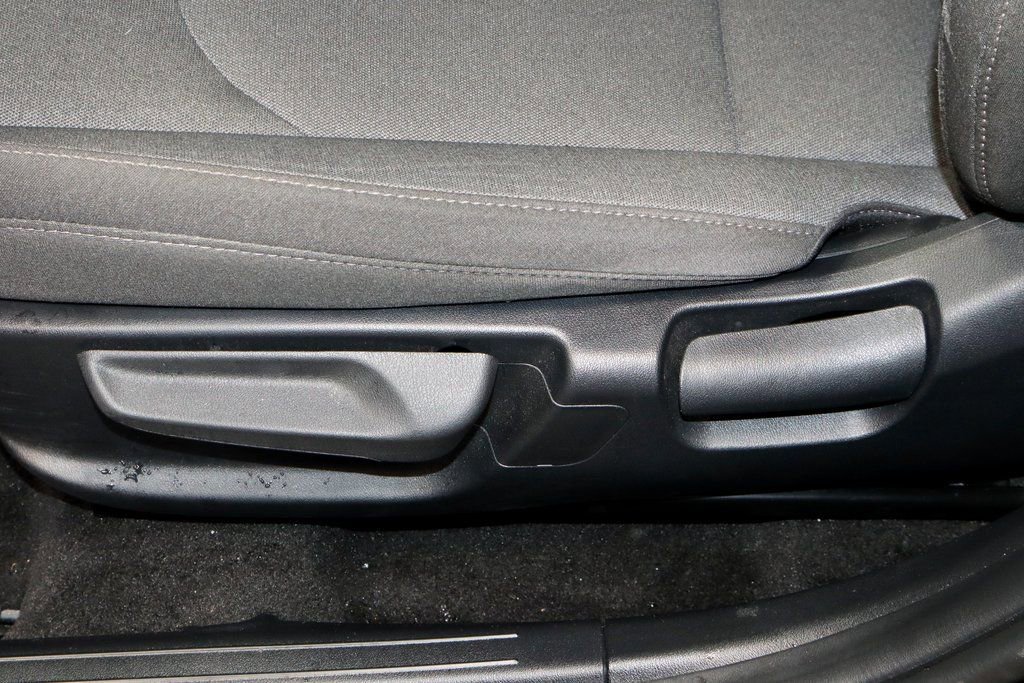Used 2025 Kia K4 LXS image 24