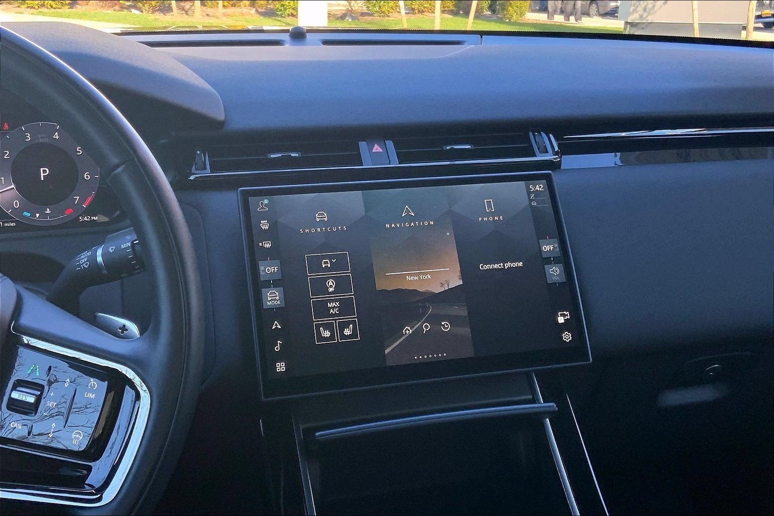 Certified 2026 Land Rover Range Rover Velar S AWD/4WD image 6