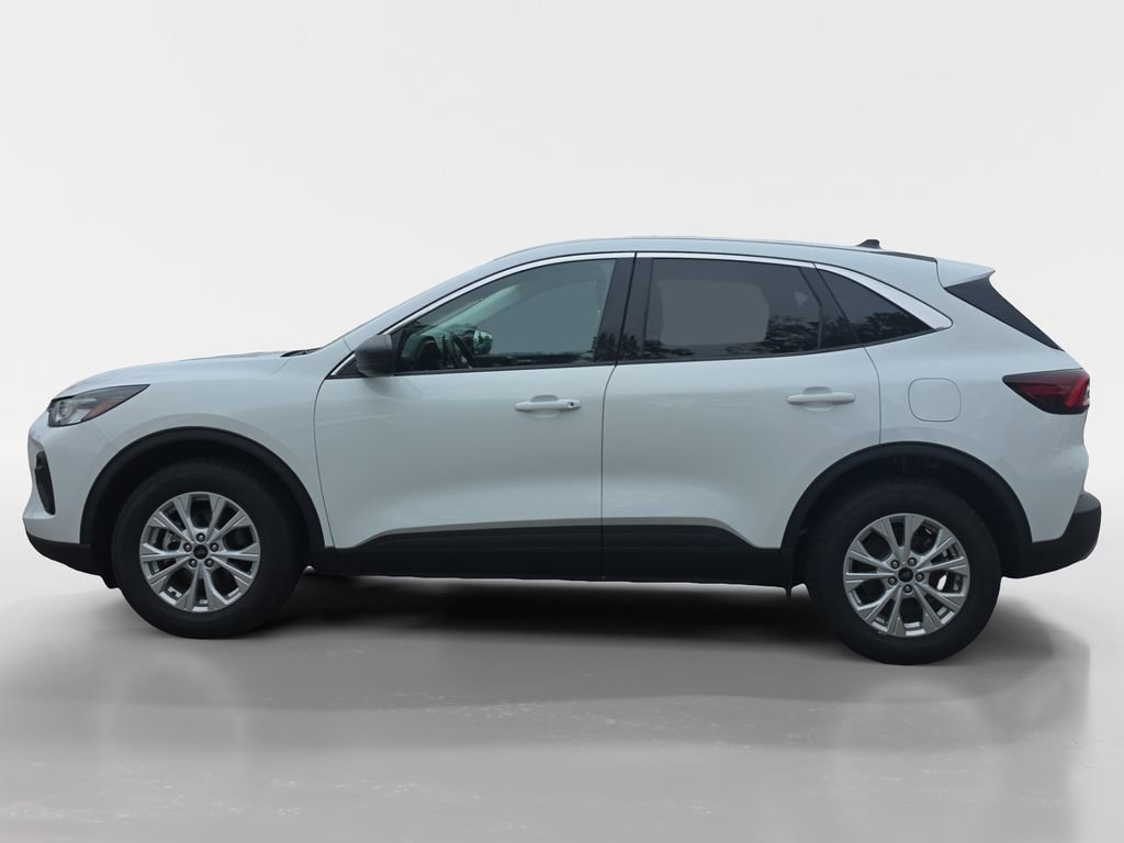 Used 2024 Ford Escape Active w/ Tech Pack #1 AWD/4WD image 2