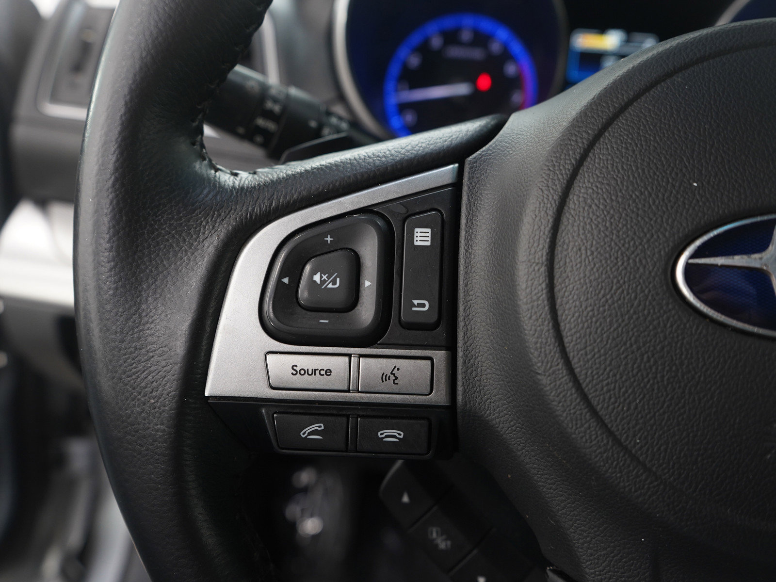 Used 2017 Subaru Outback 2.5i Premium image 24