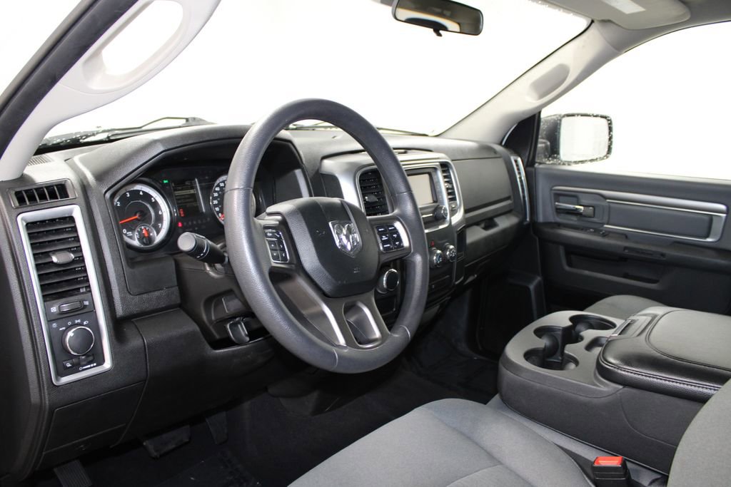 Used 2024 RAM 1500 Classic SLT image 21