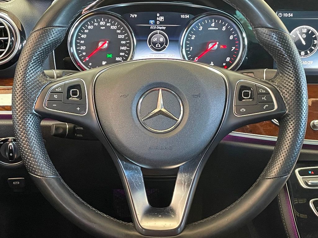 Used 2017 Mercedes-Benz E 300 4MATIC image 27