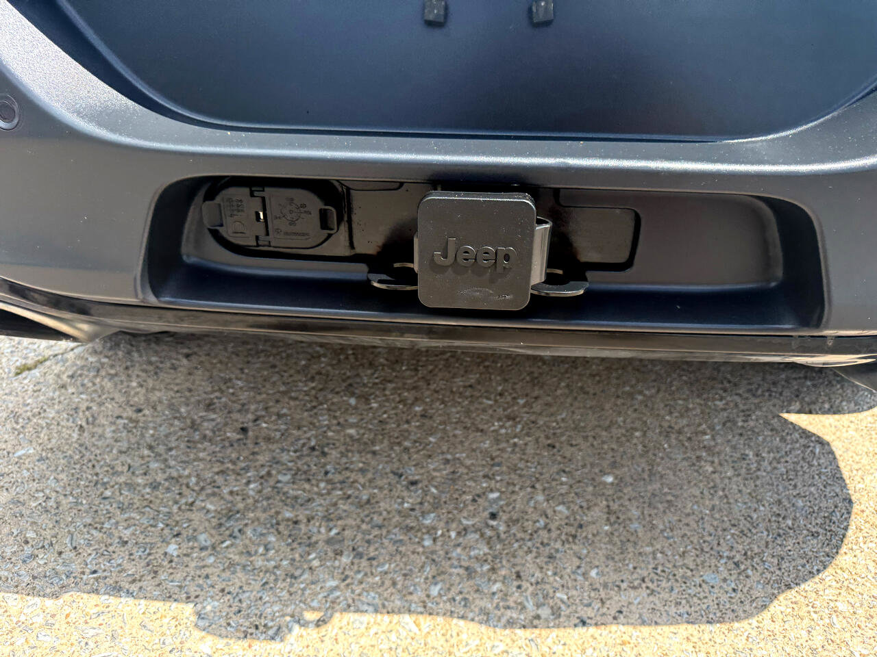 Used 2017 Jeep Cherokee High Altitude w/ Luxury Group image 15