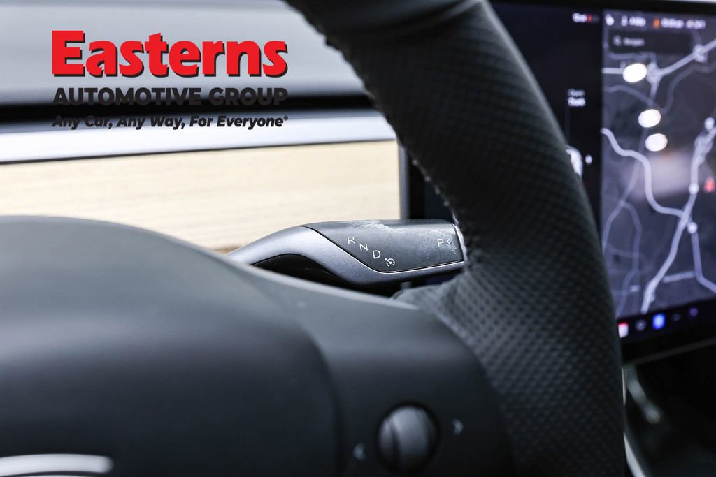 Used 2020 Tesla Model 3 Standard Range RWD image 13