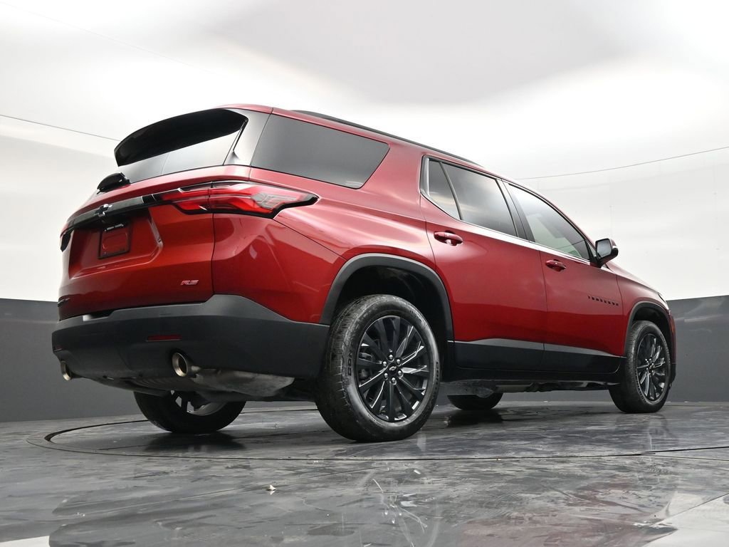 Used 2023 Chevrolet Traverse RS AWD/4WD image 25