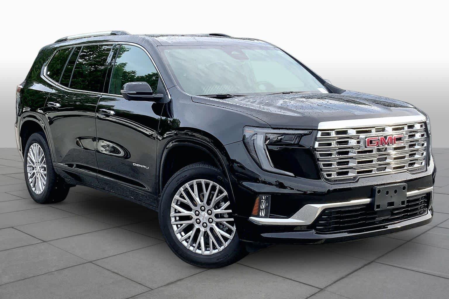 Used 2025 GMC Acadia Denali FWD image 3