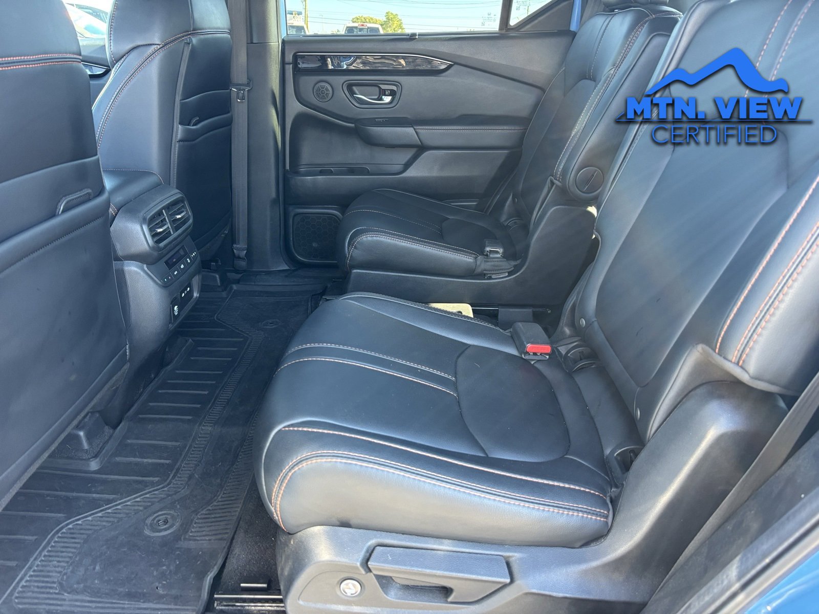 Used 2025 Honda Pilot TrailSport image 20