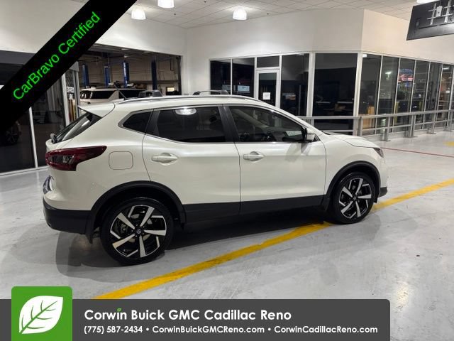 Used 2020 Nissan Rogue Sport SL FWD image 9