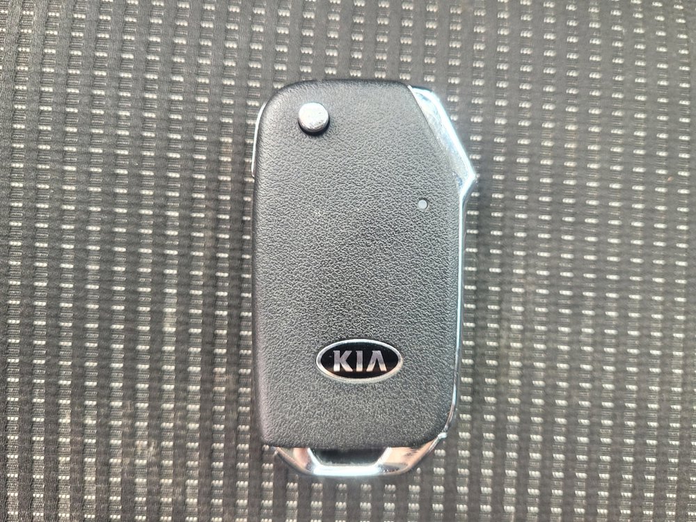 Used 2020 Kia Forte LXS image 32
