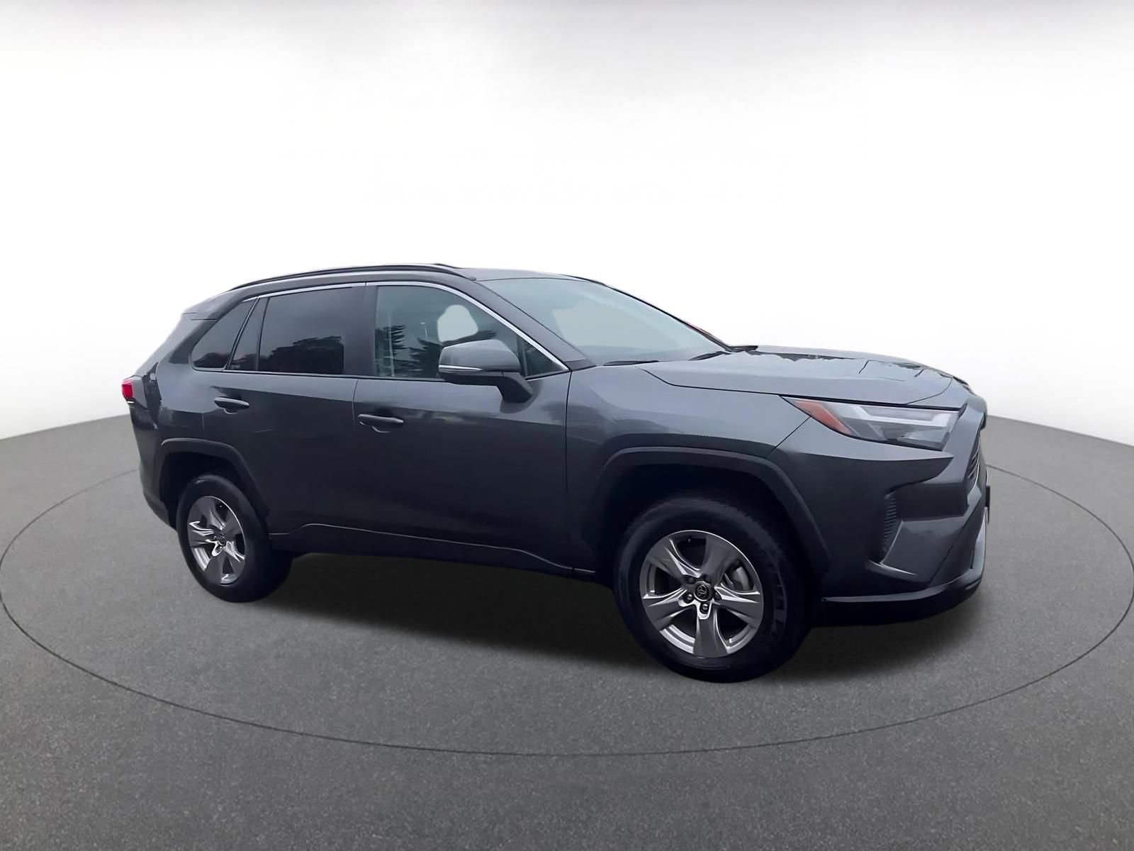 Used 2025 Toyota RAV4 XLE w/ Convenience Package image 2