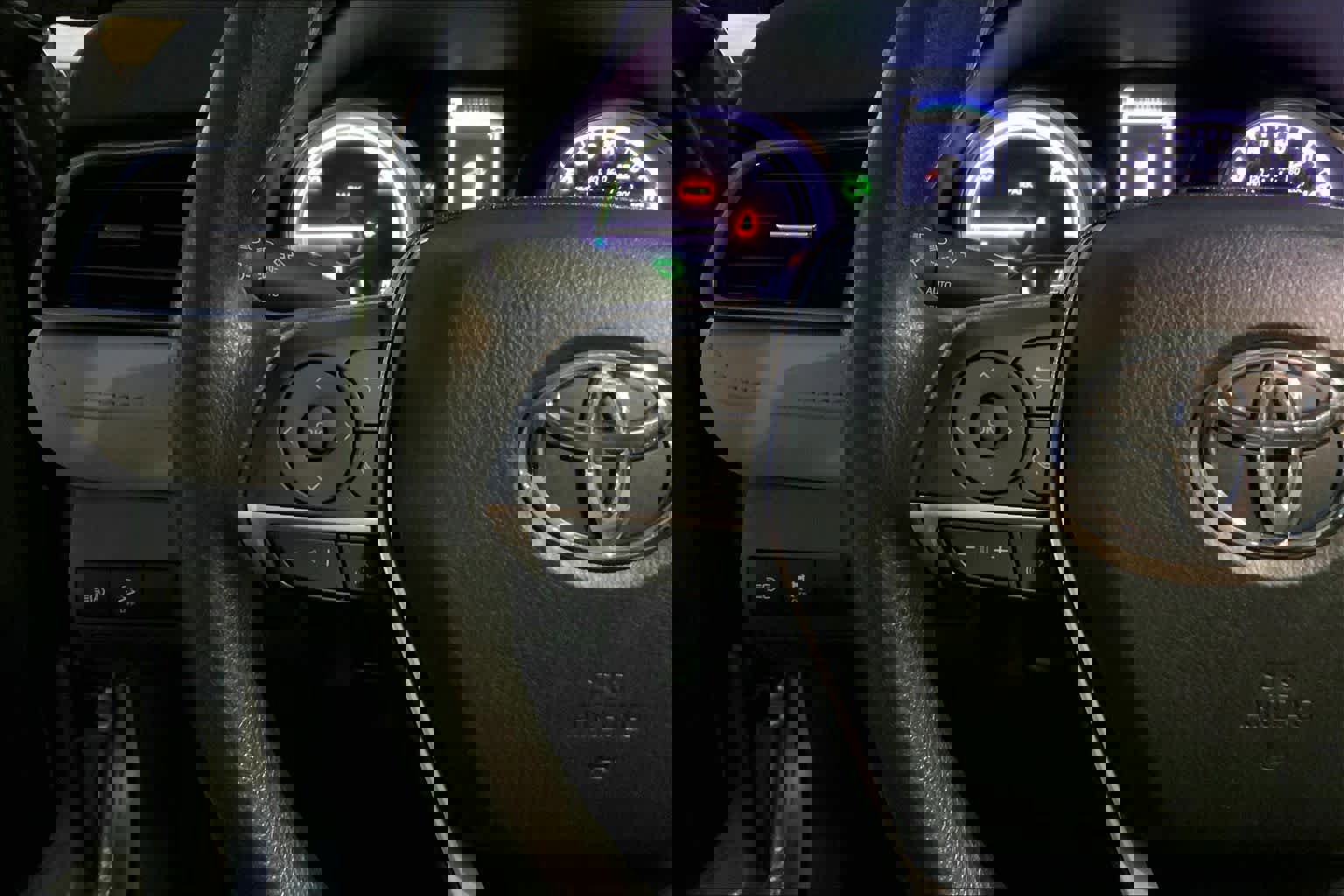 Used 2022 Toyota Camry LE image 23