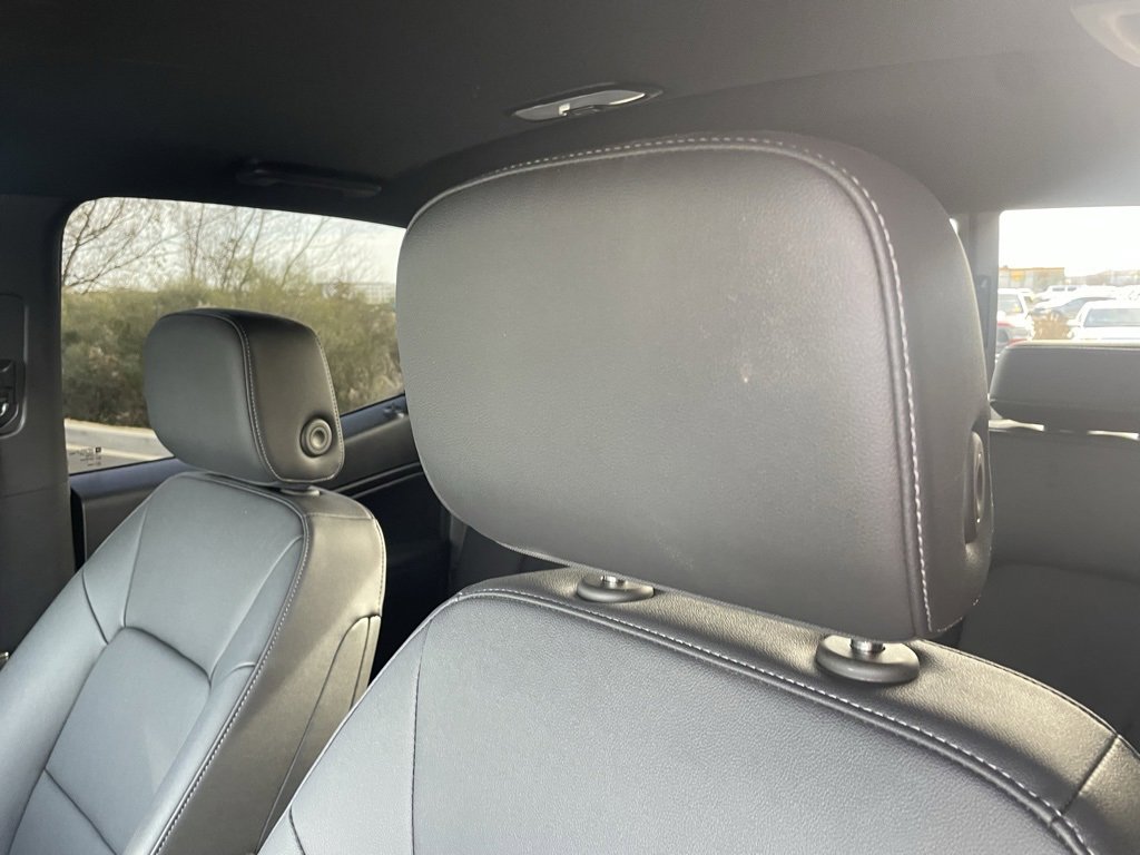 Used 2024 GMC Canyon Elevation w/ Elevation Premium Package image 22