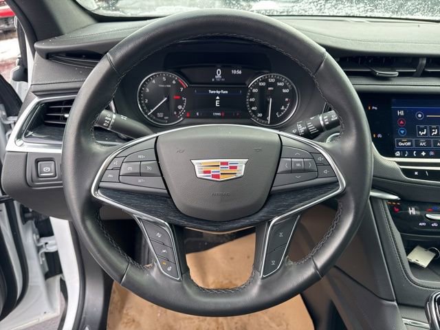 Used 2022 Cadillac XT5 Premium Luxury image 11