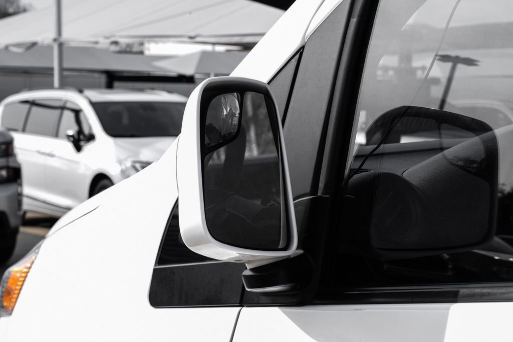 Used 2020 Nissan NV200 SV image 36