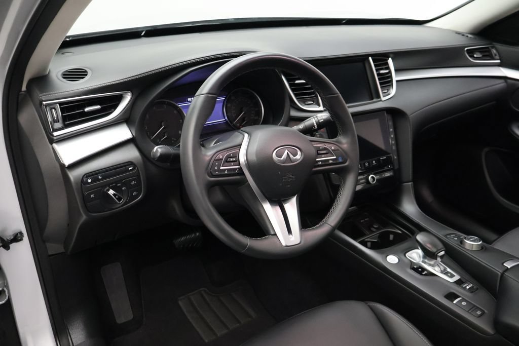 Used 2021 INFINITI QX50 Luxe w/ Cargo Package FWD image 15