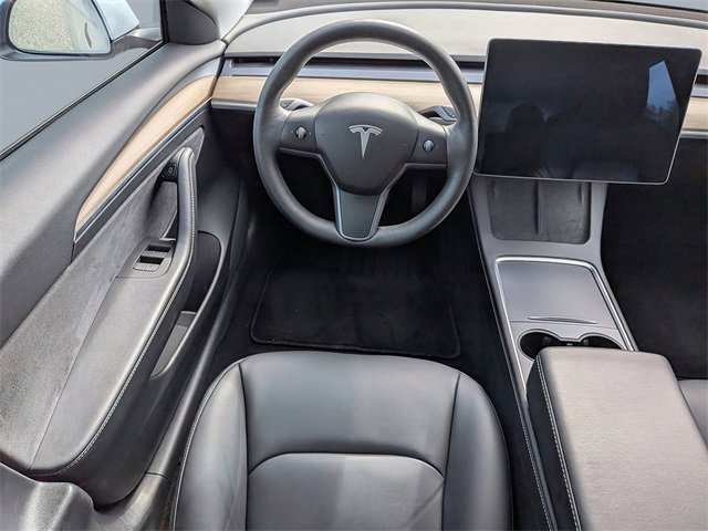Used 2021 Tesla Model 3 Standard Range Plus image 18