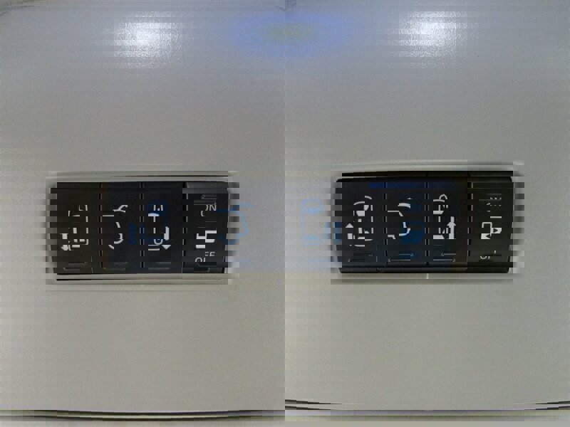 Used 2014 Chrysler Town & Country Touring image 69