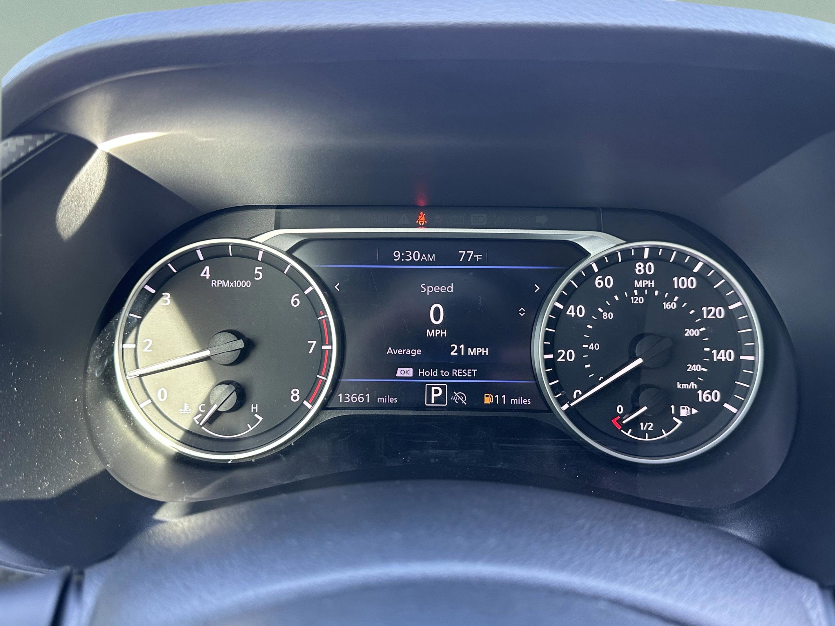 Certified 2025 Nissan Sentra SR image 32