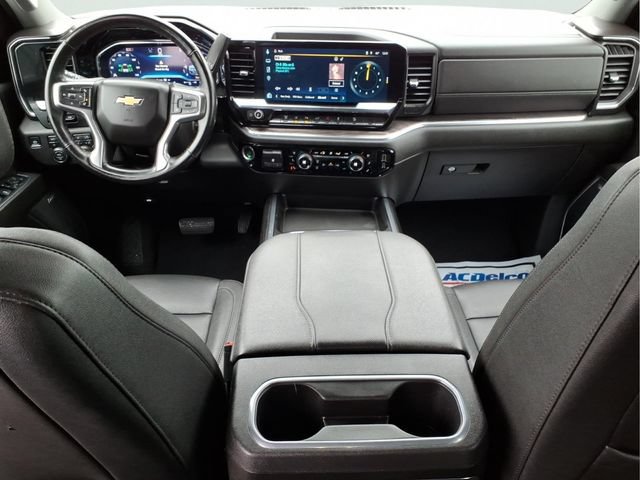 Used 2025 Chevrolet Silverado 3500 LTZ w/ LTZ Premium Package AWD/4WD image 12