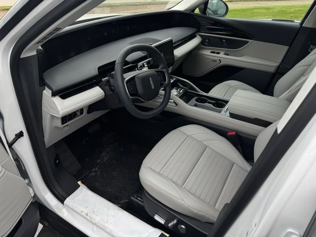 New 2026 Lincoln Nautilus Reserve w/ Jet Appearance Package image 17