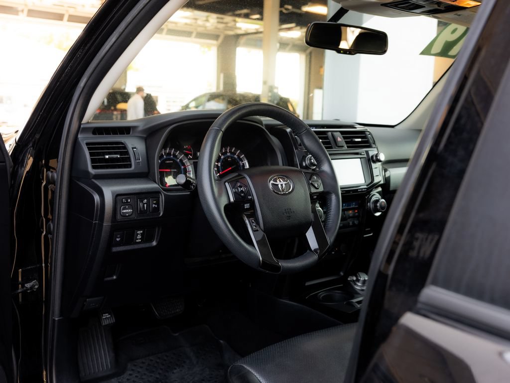 Used 2019 Toyota 4Runner Limited AWD/4WD image 13
