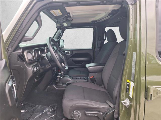 Used 2022 Jeep Wrangler Unlimited Sport image 10