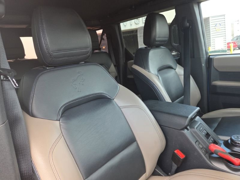 Used 2023 Ford Bronco Wildtrak AWD/4WD image 14