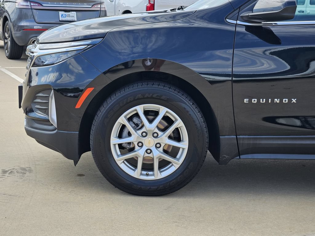 Used 2024 Chevrolet Equinox LT w/ LPO, Floor Liner Package FWD image 10