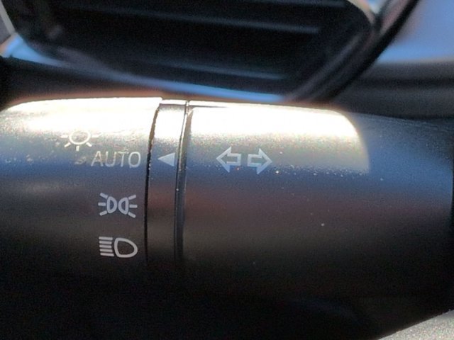 Used 2021 MAZDA CX-5 Touring FWD image 17
