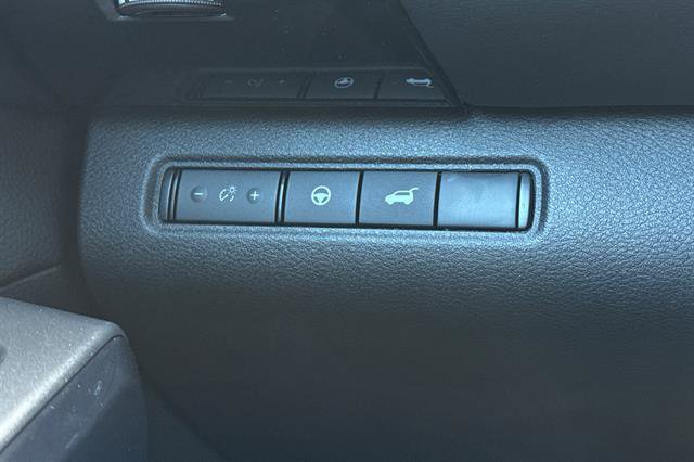 New 2026 Nissan Pathfinder SV image 30