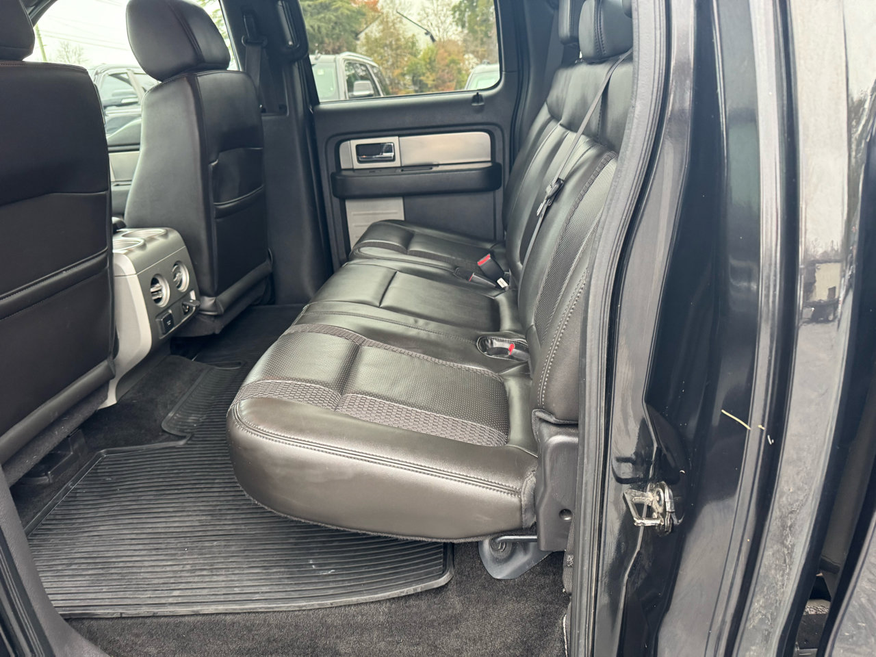 Used 2014 Ford F150 Raptor w/ Equipment Group 801A Luxury image 11