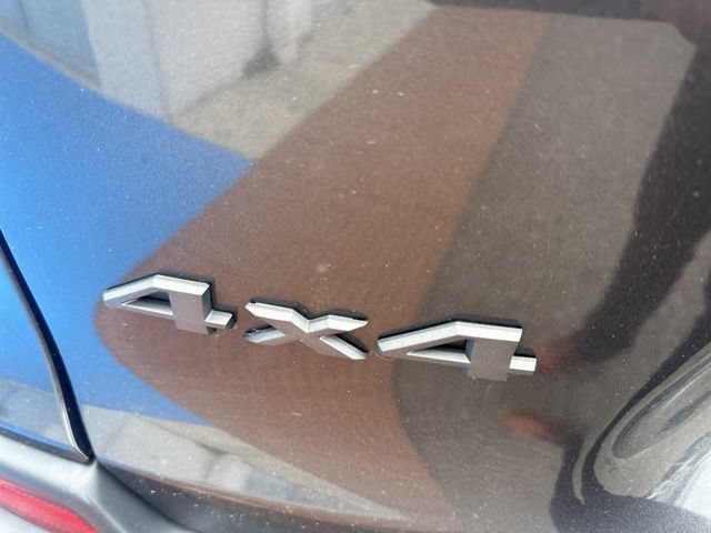 Used 2022 Jeep Cherokee Trailhawk AWD/4WD image 37