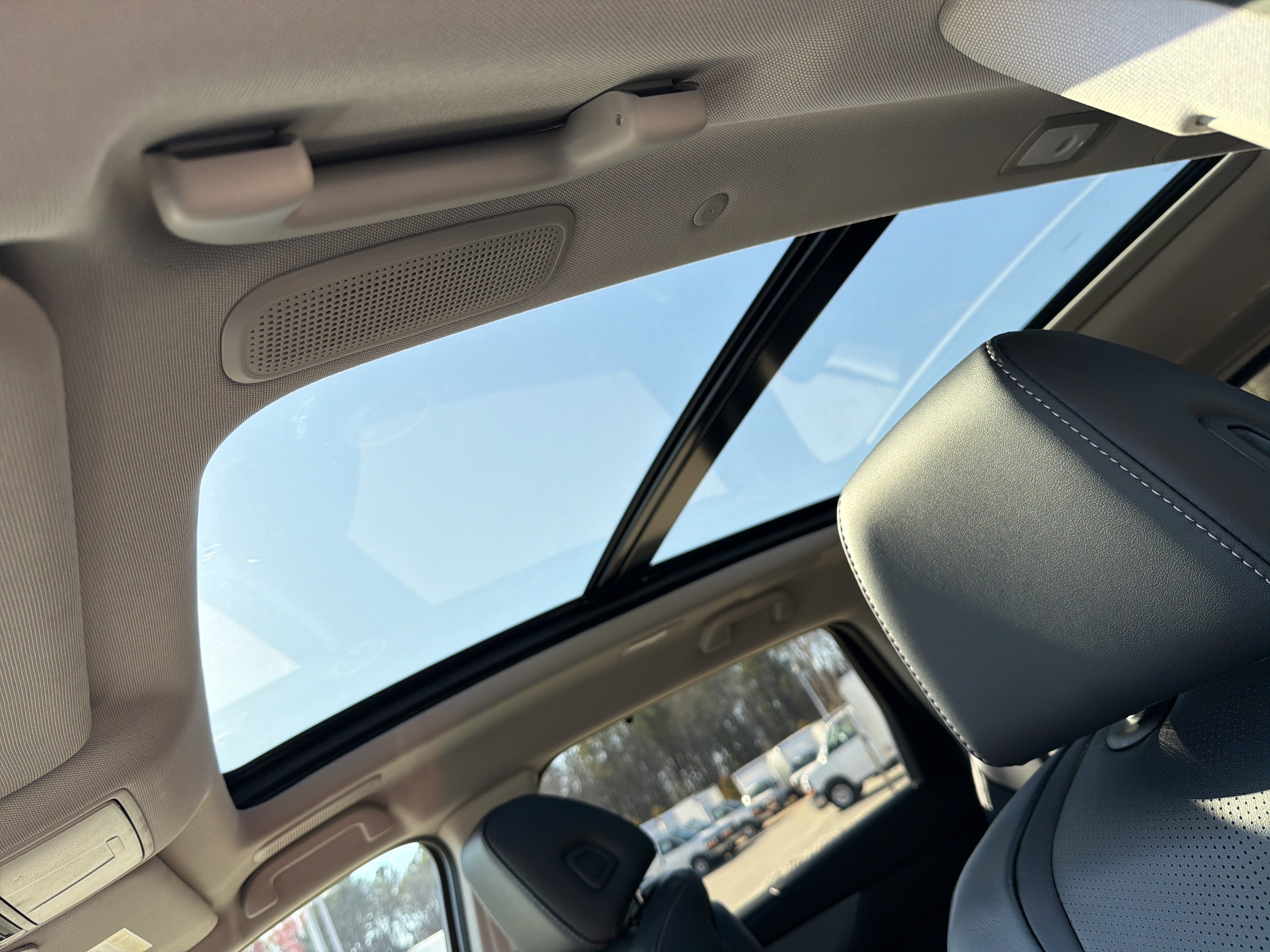 Certified 2026 Acura MDX FWD w/ Technology Package image 28