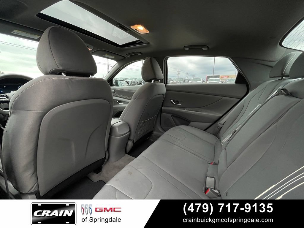 Used 2021 Hyundai Elantra SEL w/ Convenience + Premium Package FWD image 27