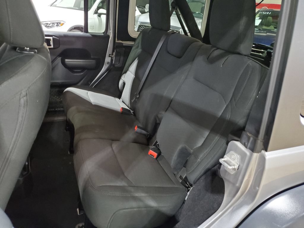 Used 2019 Jeep Wrangler Unlimited Sport AWD/4WD image 24