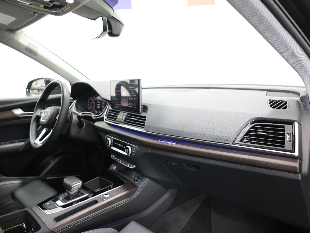 Used 2024 Audi Q5 2.0T Prestige w/ Prestige Package AWD/4WD image 23
