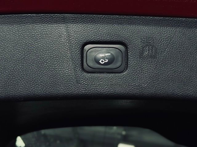 Used 2023 Ford Edge SEL w/ Convenience Package image 14