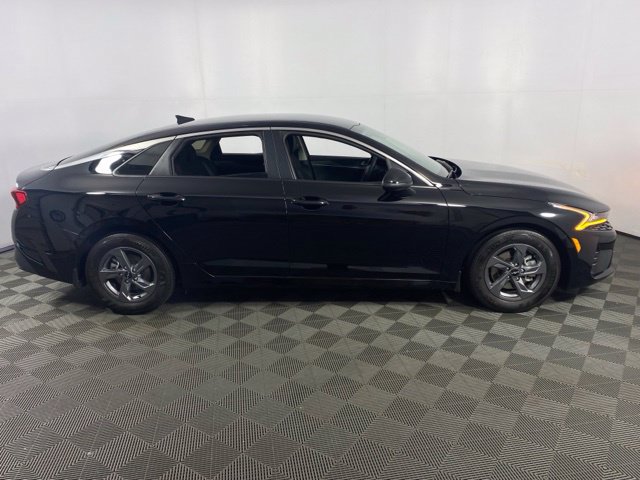 Used 2022 Kia K5 LX FWD image 10