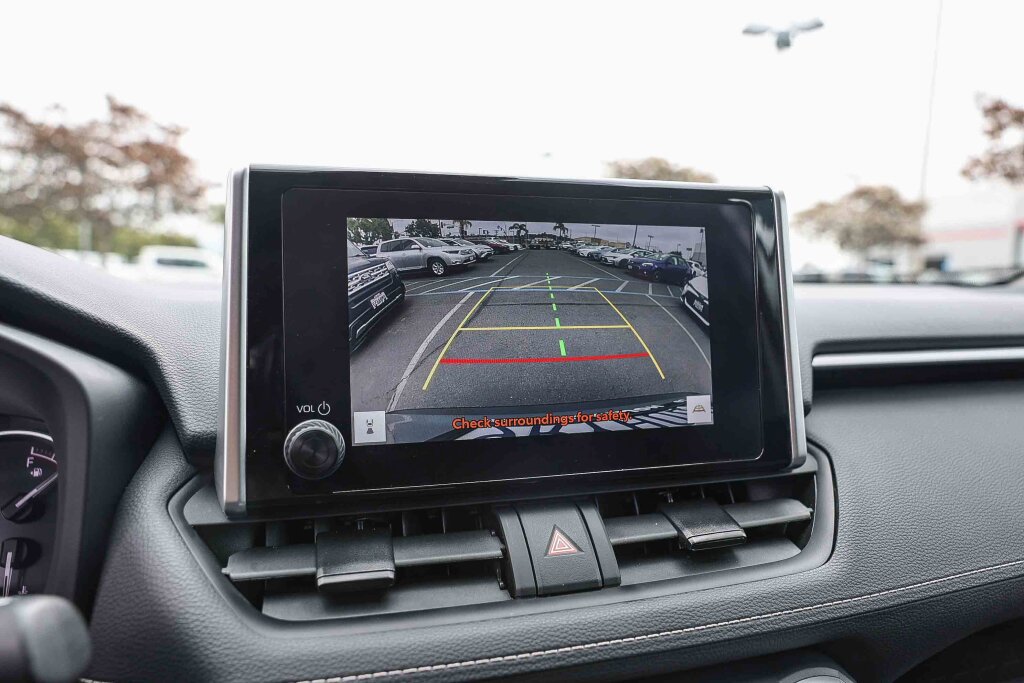 Certified 2025 Toyota RAV4 XLE FWD image 13