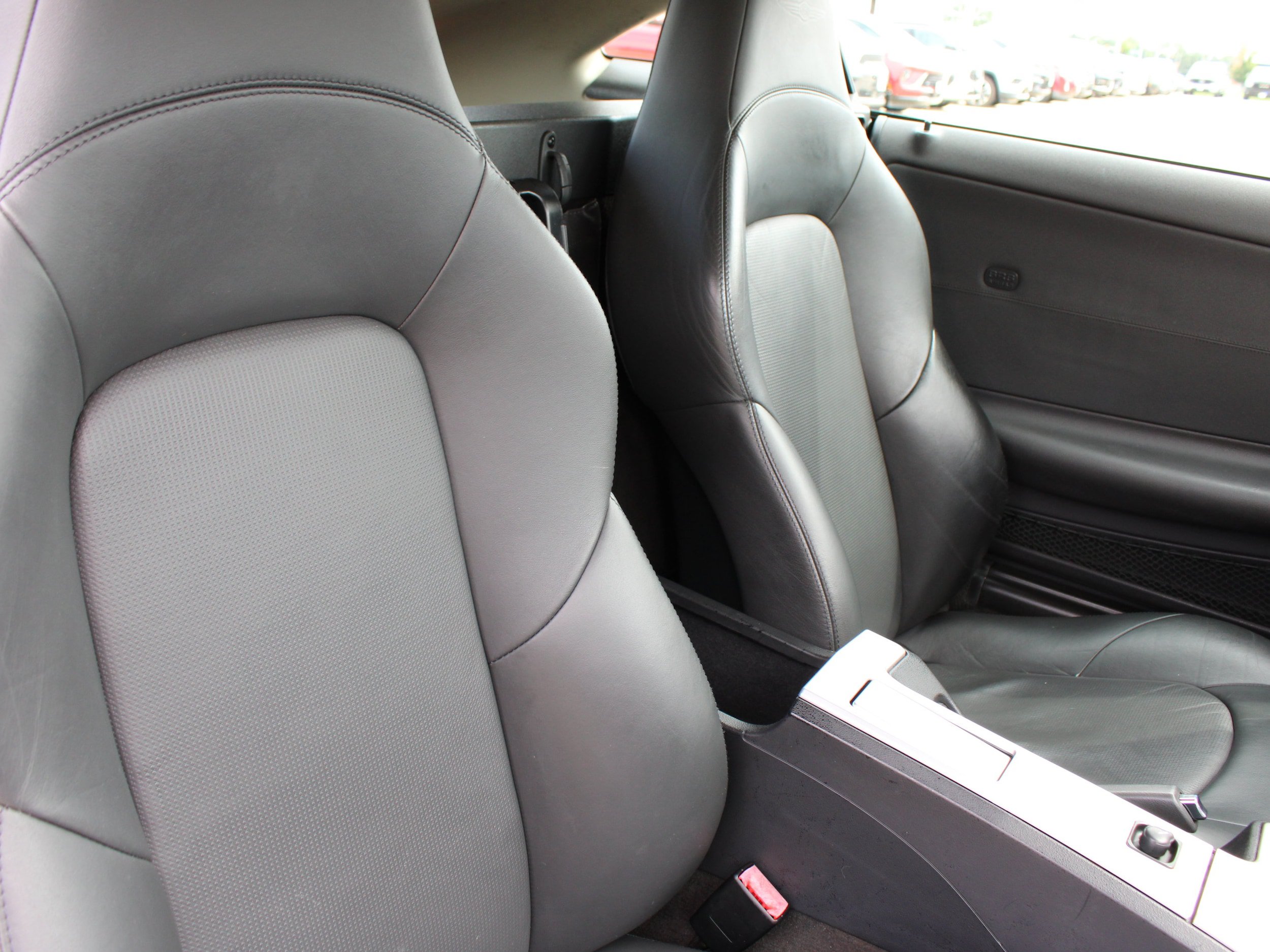 Used 2005 Chrysler Crossfire Limited RWD image 24