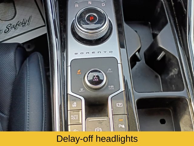 Used 2023 Kia Sorento SX Prestige w/ Panoramic Sunroof Package AWD/4WD image 23