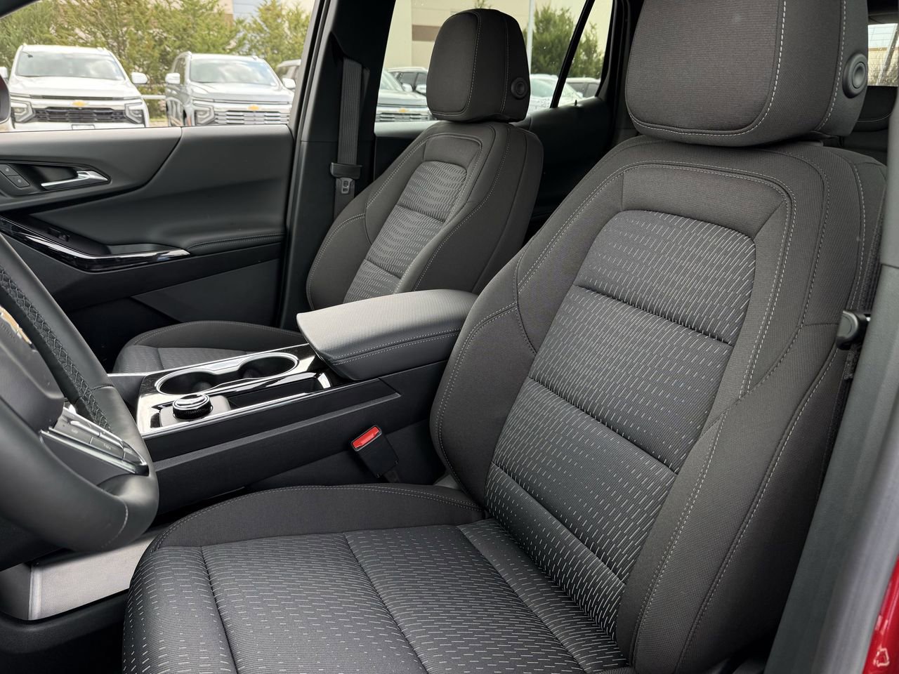 New 2026 Chevrolet Equinox LT w/ Safety and Technology Package image 18