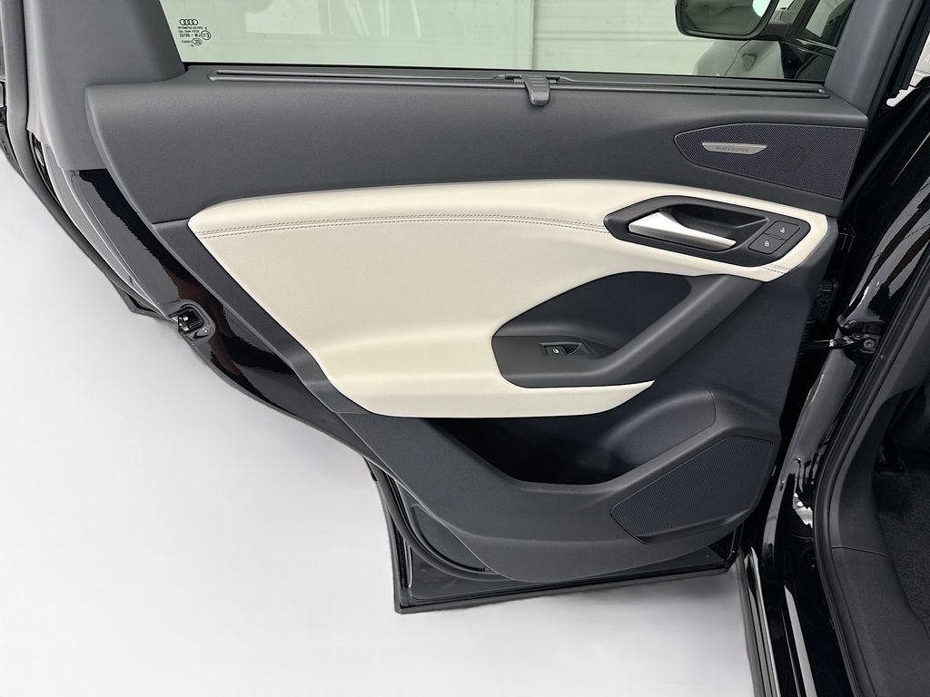 New 2027 Audi Q6 e-tron Premium Plus AWD/4WD image 26