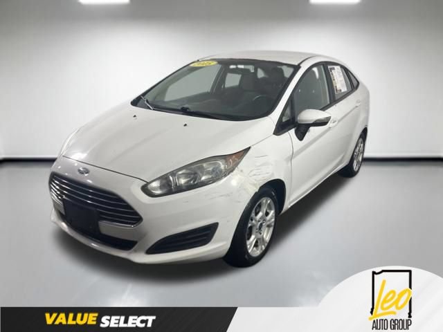 Used 2015 Ford Fiesta SE FWD image 1