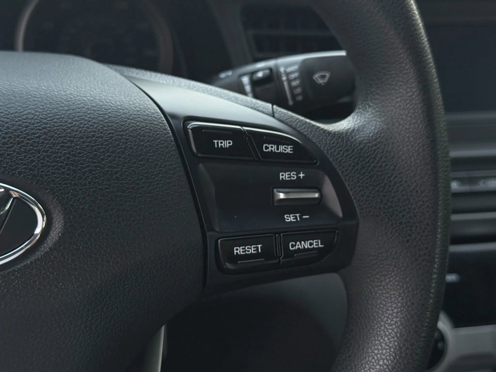 Used 2019 Hyundai Elantra SE image 30